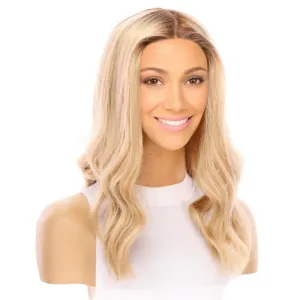 19" Nicole Silk Top Wig Golden Blonde