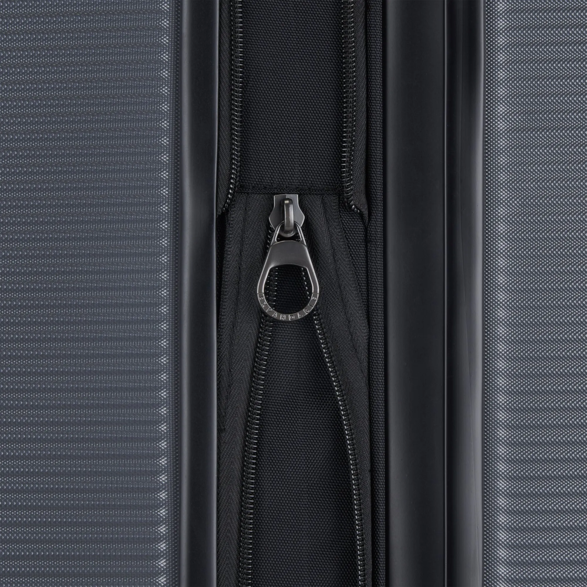 Bugatti Wellington Carry-On *Drop Ship*