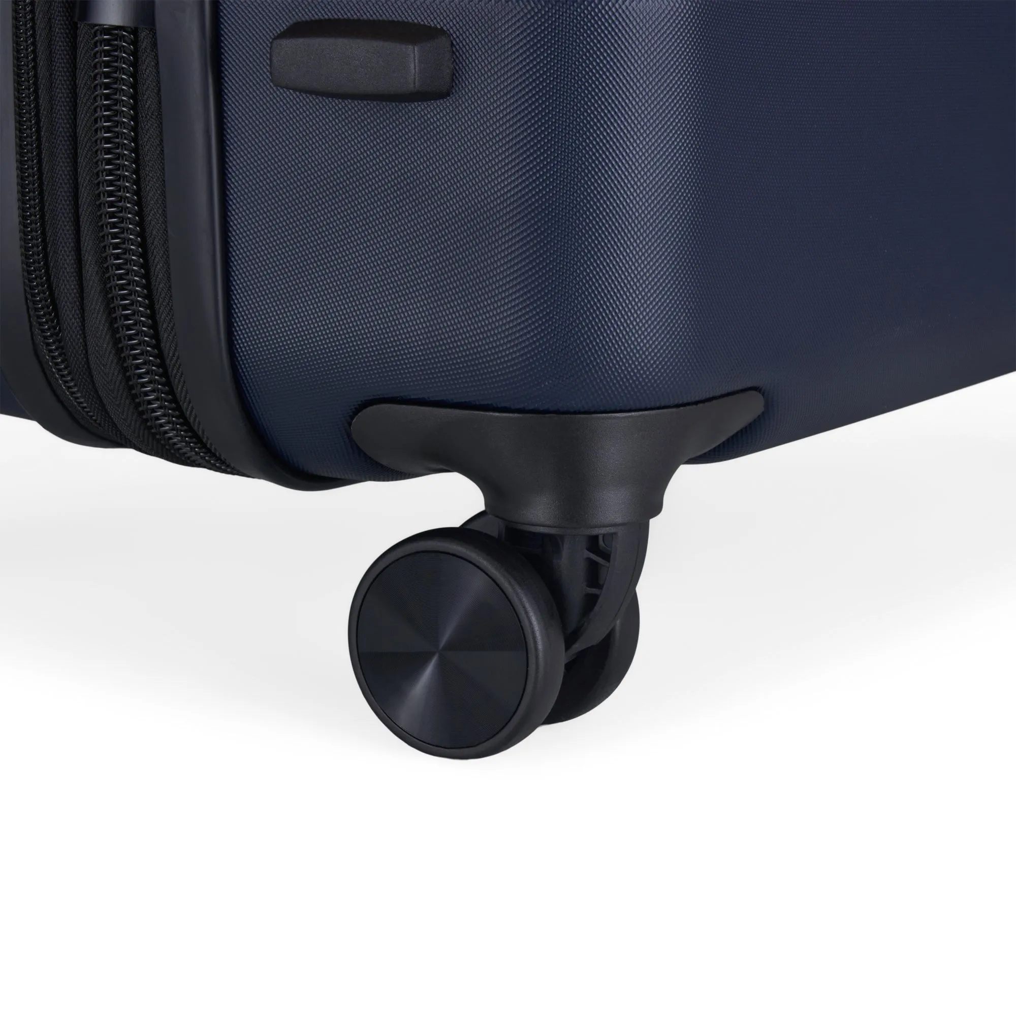 Bugatti Wellington Check-In Medium *Drop Ship*