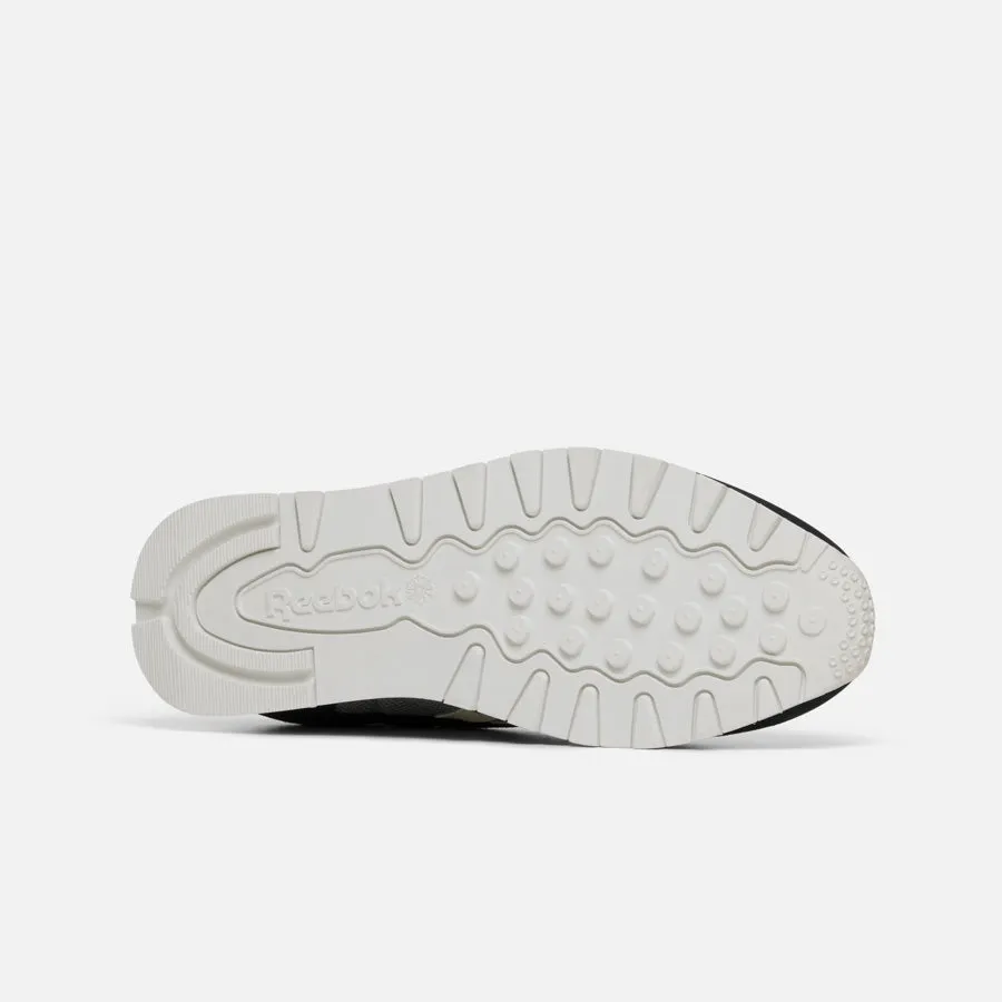 Classic Leather Black/Pure Grey5/Chalk