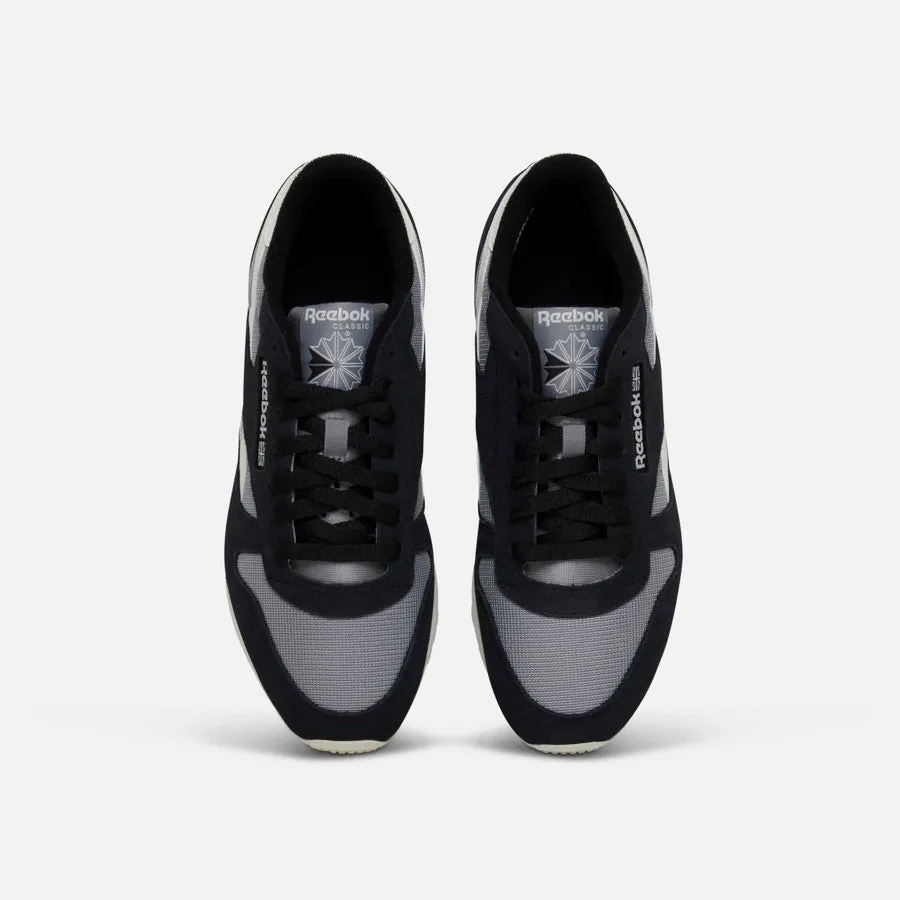 Classic Leather Black/Pure Grey5/Chalk