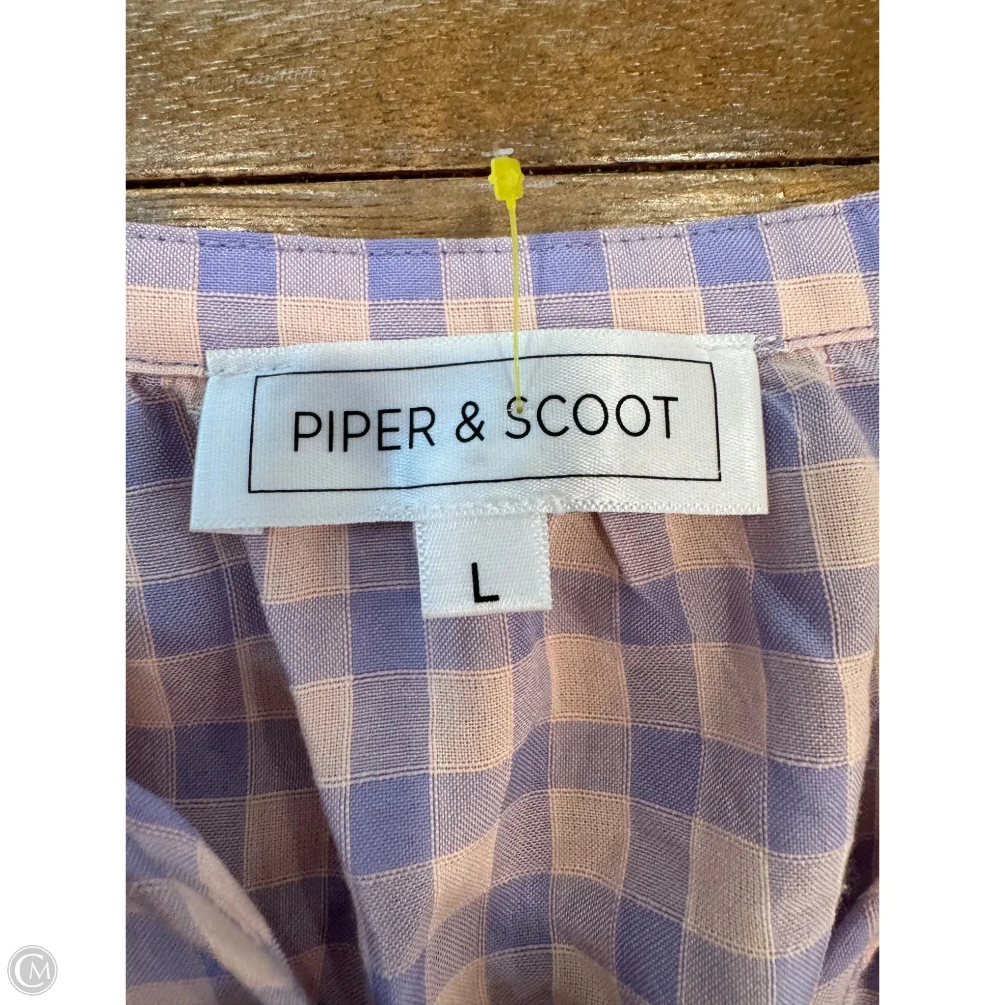 Dress Casual Short By Clothes Mentor In Plaid Pattern, Size: L
