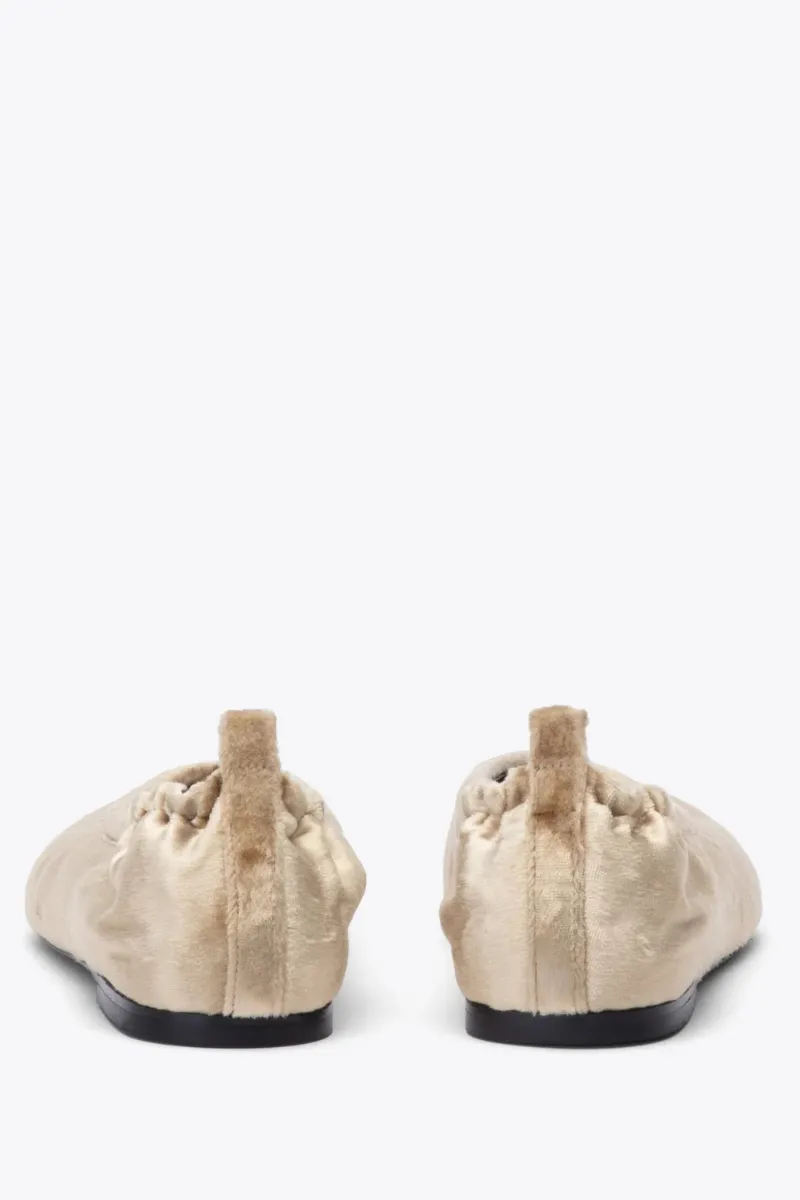 ID Stretch Back Ballet Flat