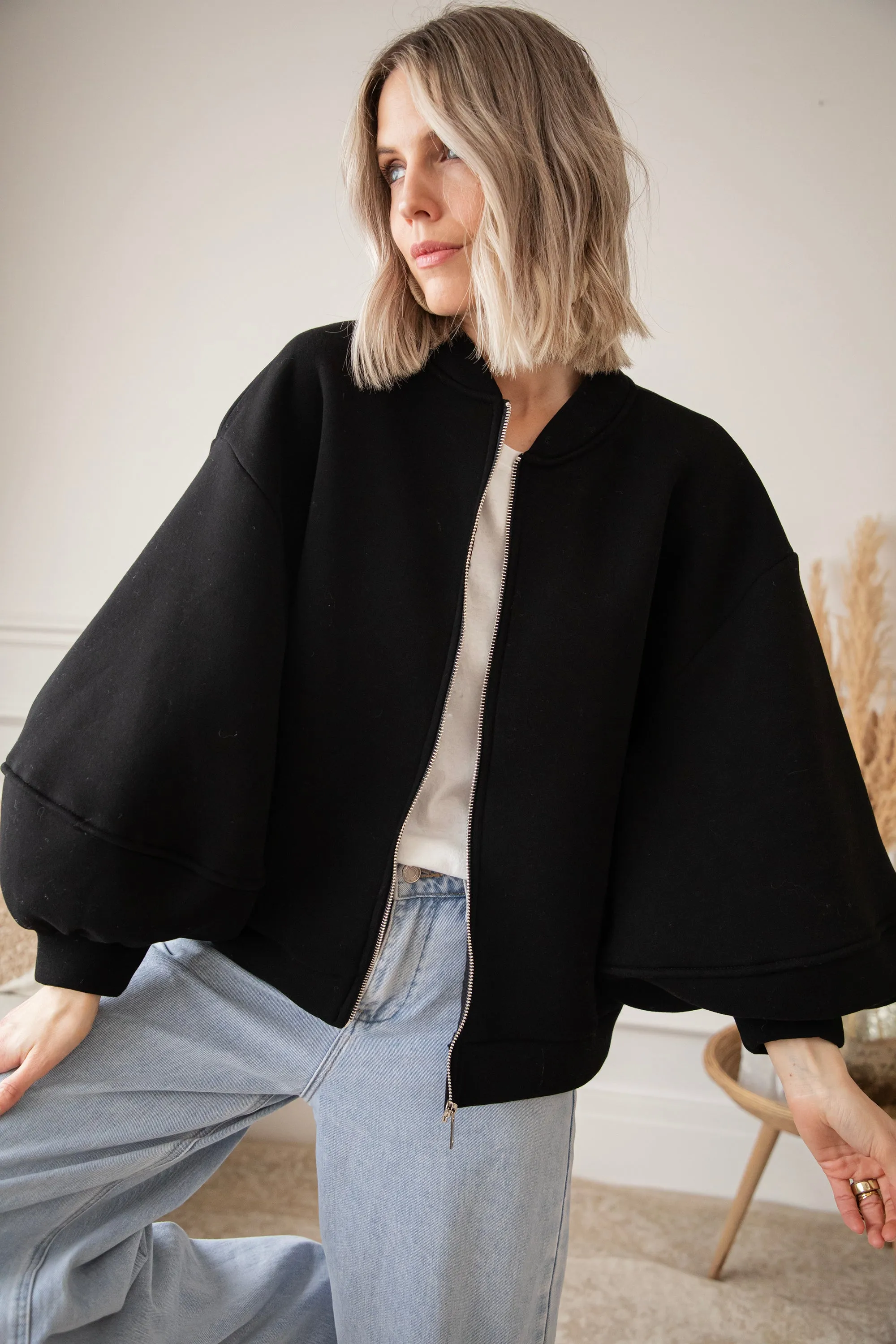 Snuggle Up Black - Vest