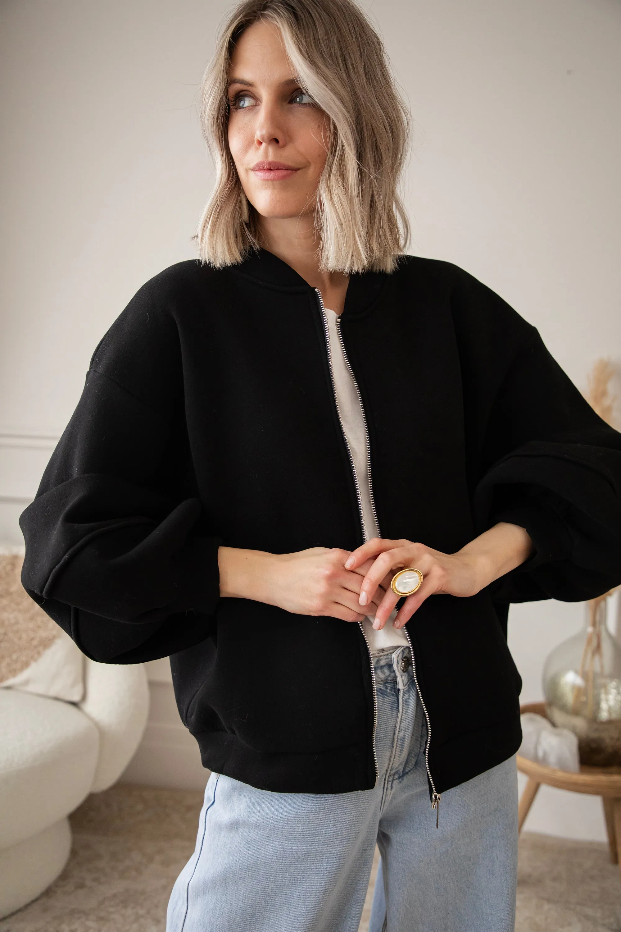 Snuggle Up Black - Vest