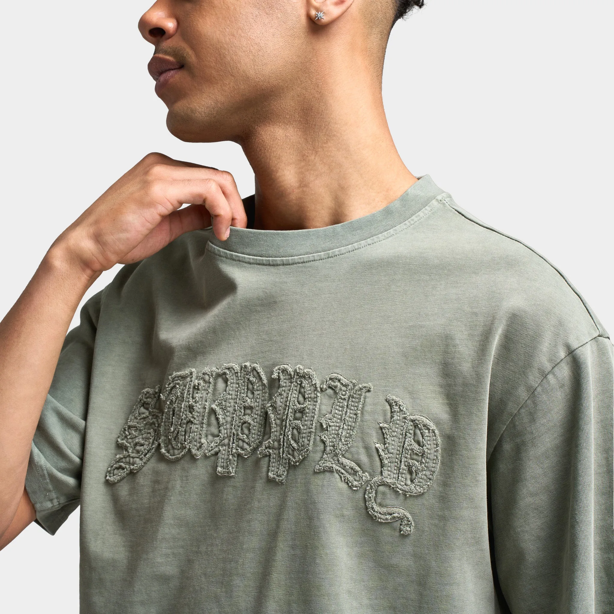 Supply & Demand Aydar Graphic T-Shirt / Washed Ivy Green