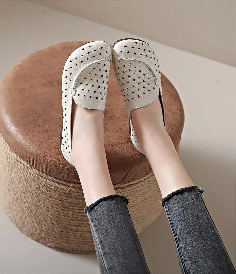 Women Retro Soft Sole Breathable Hollow Slip-Ons