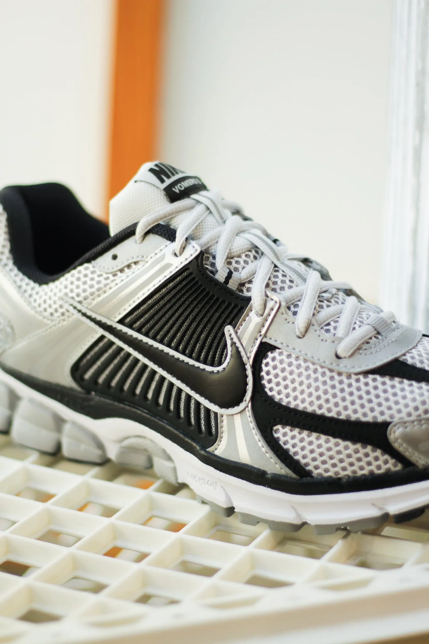 ZOOM VOMERO 5 BLACK/METALLIC SILVER